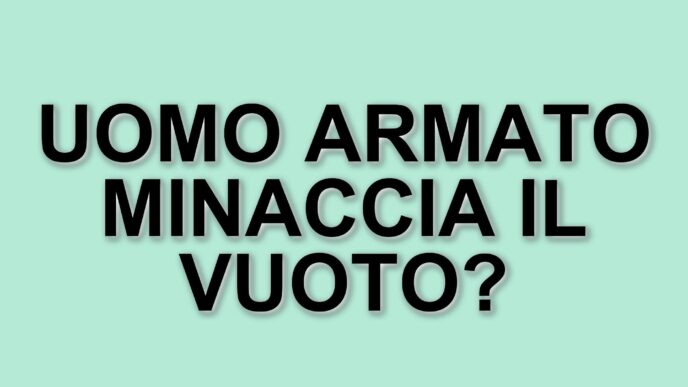 Dramma a Salerno: uomo armato di coltello minaccia di lanciarsi nel vuoto