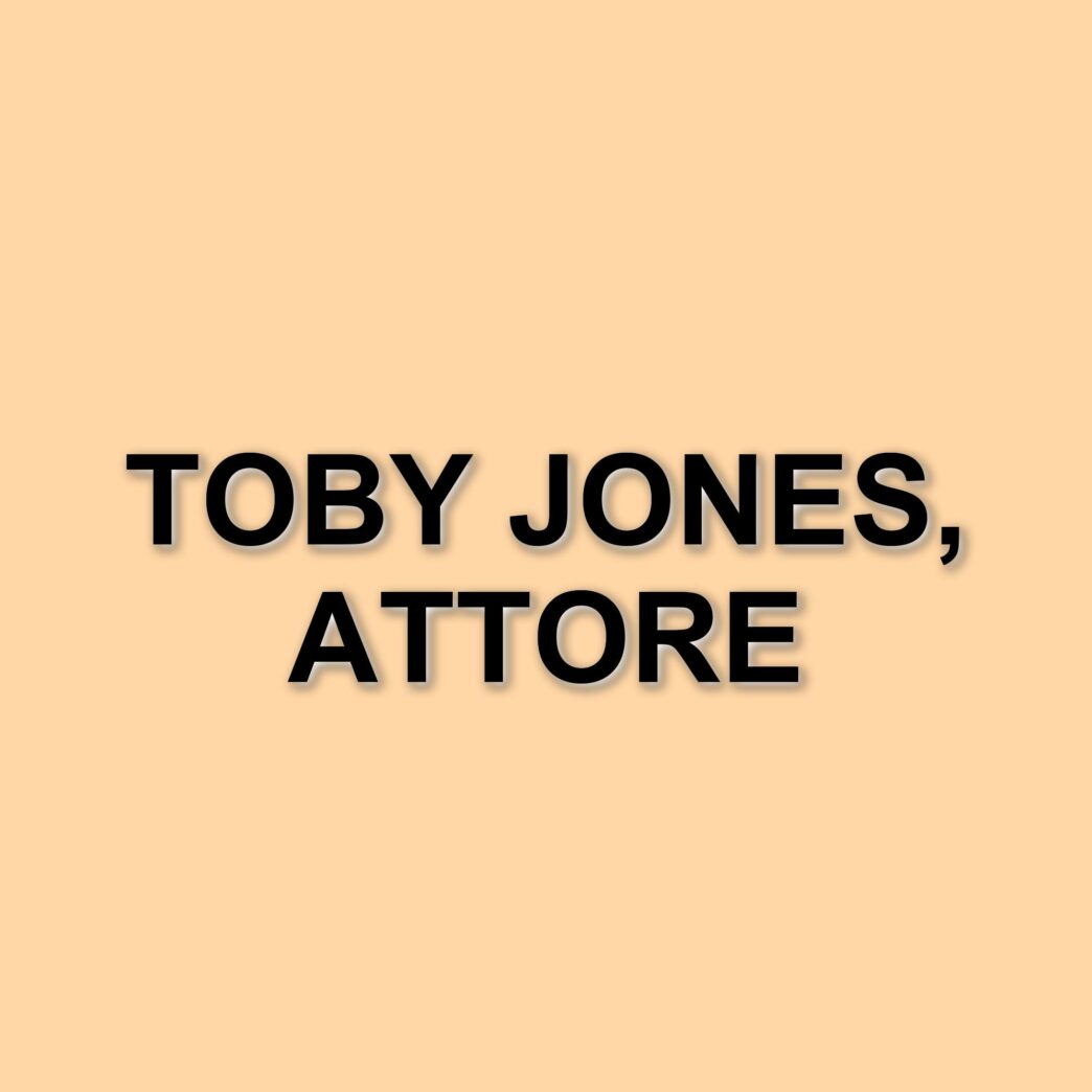 Toby Jones: il fascino del mondo del cinema e i suoi molteplici ruoli