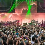 A milano il radio italia live ha acceso piazza duomo con un cast di grandi nomi e ventimila spettatori