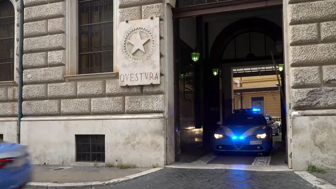 Aggressione_violenta_a_un_comm