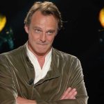 Alessandro Preziosi racconta l’amore gay e i baci tra amici fuori dal set