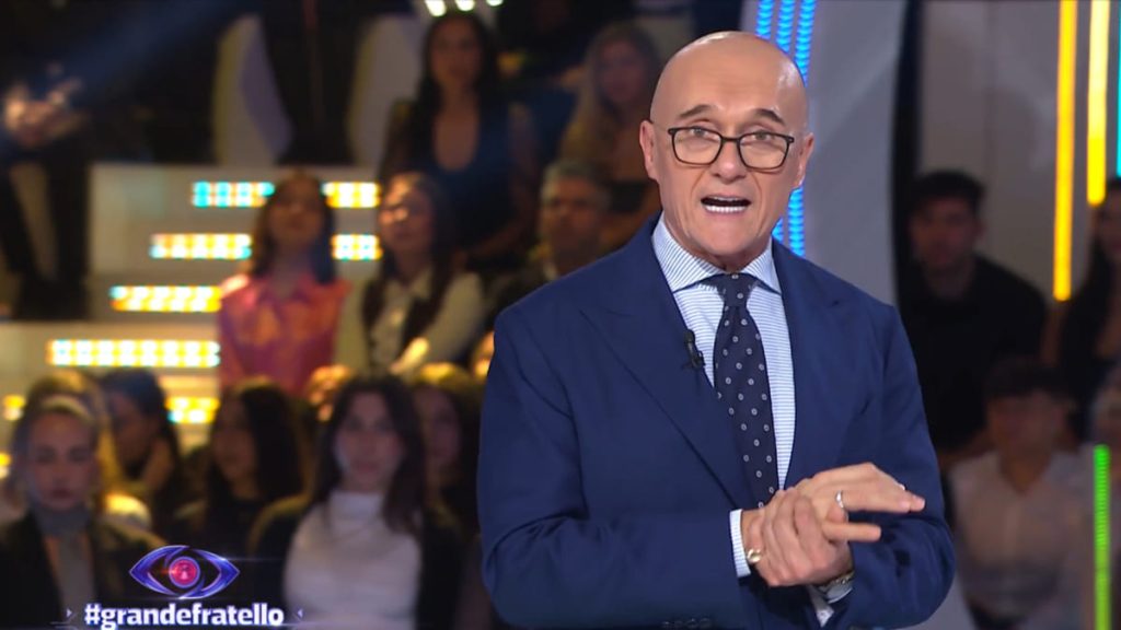 Alfonso_signorini_lascia_la_co