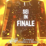 Amici 24, semifinalisti confermati e un’eliminazione sorprendente nella sfida di canto e danza