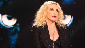 Antonella_clerici_colpita_da_l