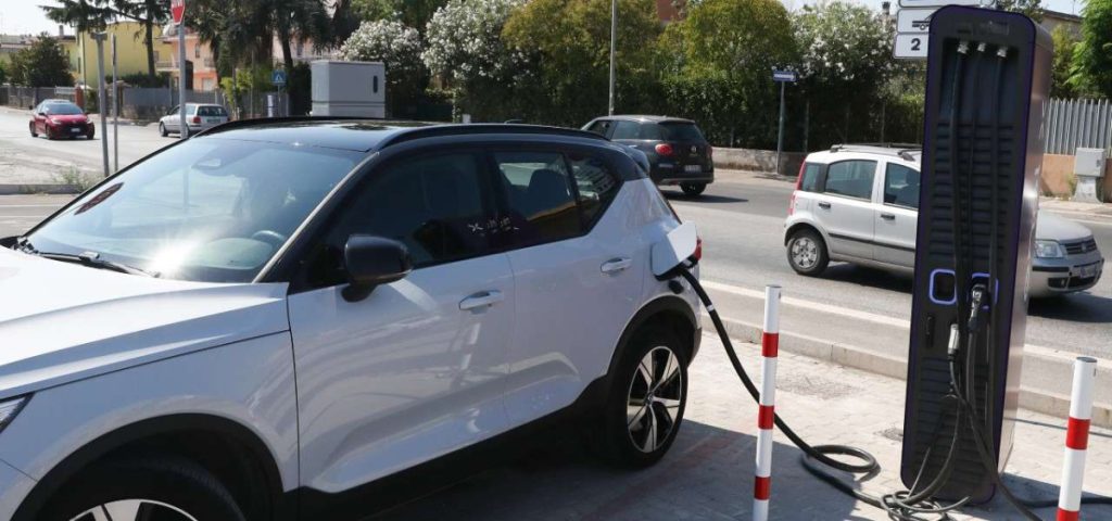 Auto_elettriche_cinesi_in_euro
