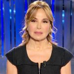 Barbara d’Urso pronta a raccontare la verità dopo due anni dal divorzio da mediaset