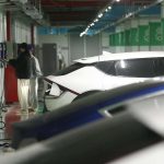 Bonus fino a 11.000 euro per auto elettriche nel 2025: il governo rilancia gli incentivi per la mobilità green
