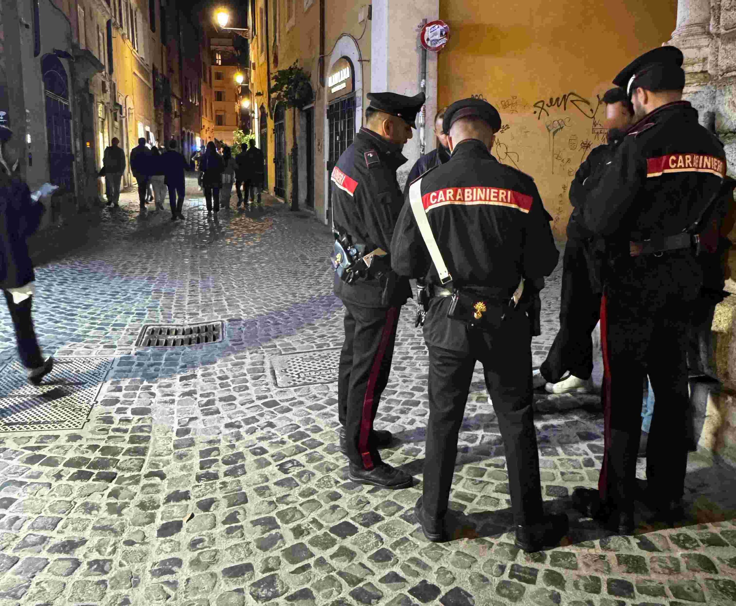 Carabinieri_a_roma_centro_inte