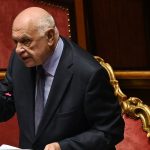 Carlo nordio a milano: nessuna subordinazione del pm all’esecutivo e la proposta di inserire l’avvocato in Costituzione