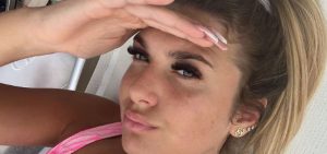 Chanel_totti_compie_18_anni_tr