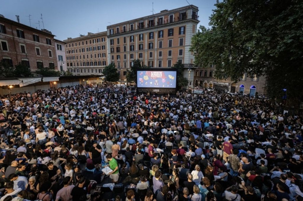 Cinema_in_piazza_a_roma%3A_dal_1