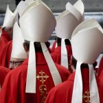 Conclave 2025, il racconto dei cardinali sul cibo: tra fame e attese nella clausura della Domus Sanctae Marthae