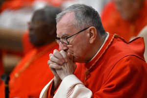 Roma, J.D. Vance partecipa alla messa del Venerdì Santo in Vaticano