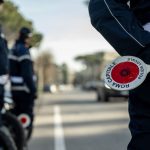 Controlli della polizia locale a roma: fermato 22enne senza casco e con droga vicino a via collatina