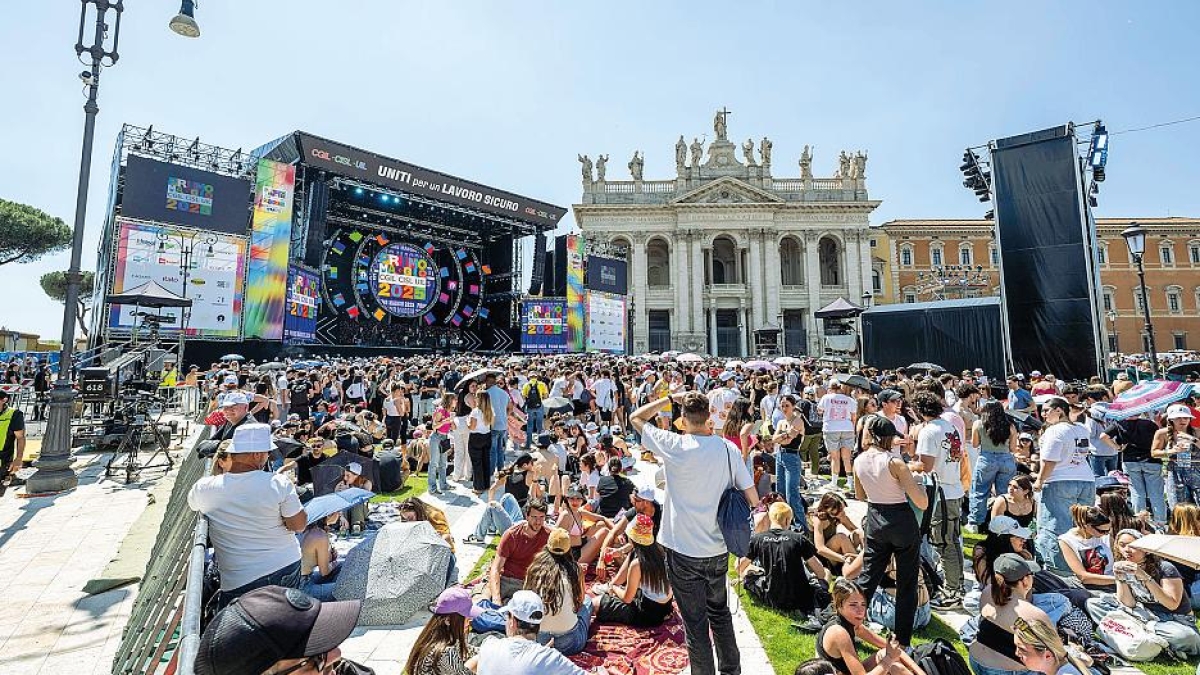 Danneggiamenti_a_piazza_san_gi