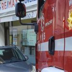 Donna di 79 anni morta a Besozzo schiacciata da auto in sosta che ha perso il controllo in via 25 aprile