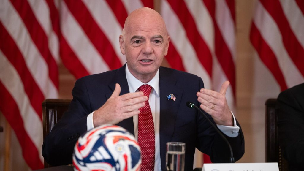 Fifa_conferma_una_finestra_di_
