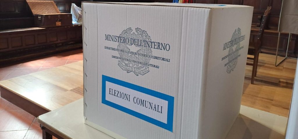 Forza_italia_genova_2025%3A_pieg