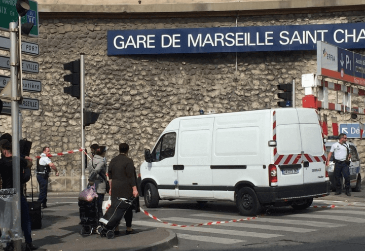 Francia_blocca_fondi_pubblici_