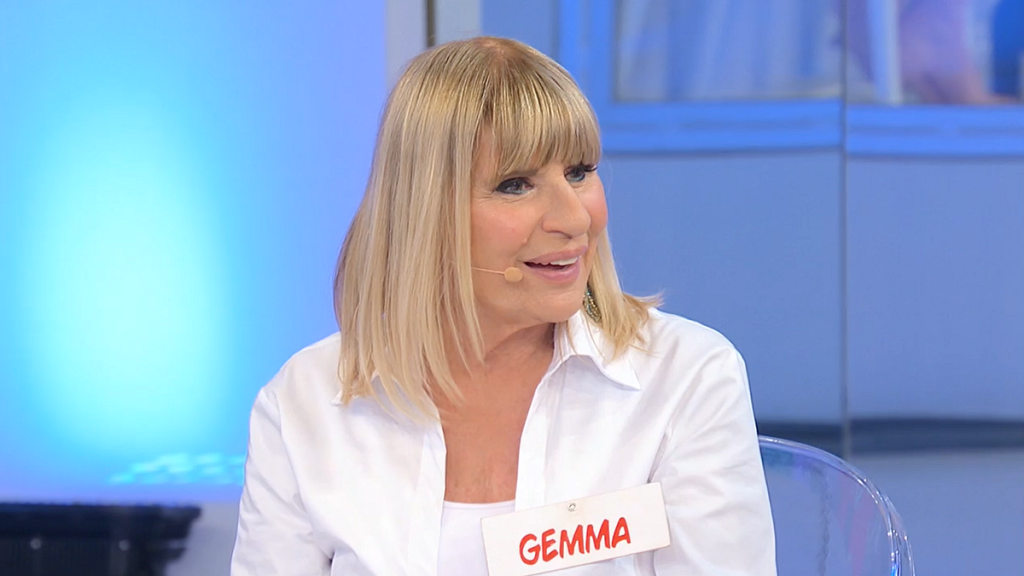Gemma_Galgani_si_avvicina_a_ma