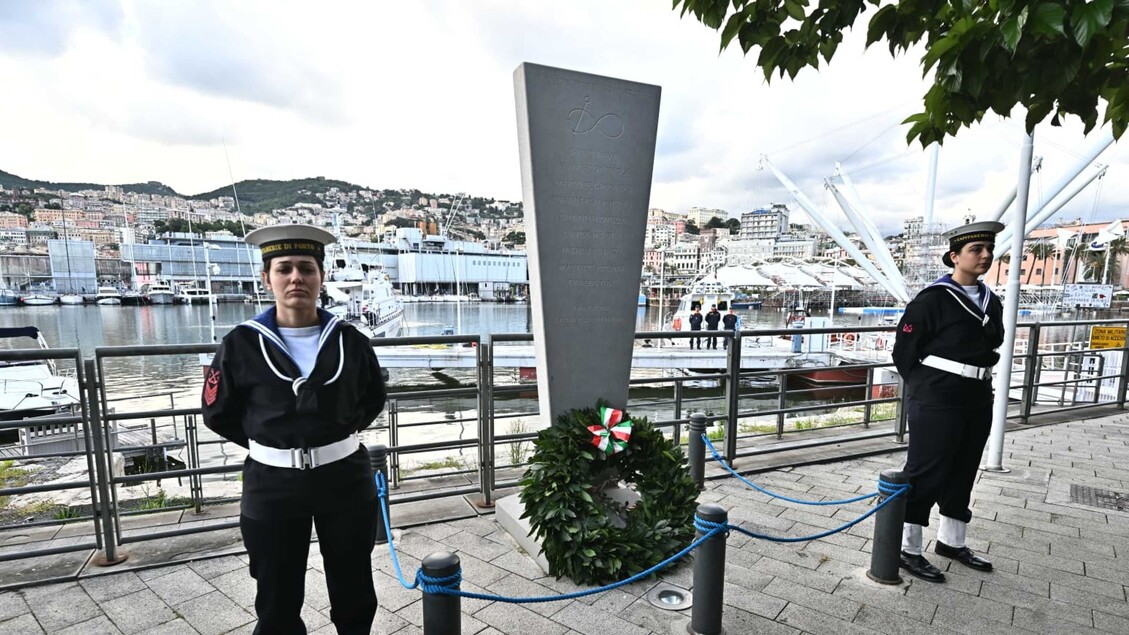 Genova_ricorda_il_crollo_della