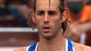 Gianmarco_tamberi_affronta_un_