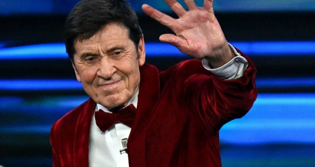 Gianni_morandi_mostra_il_volto
