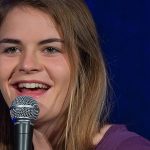 Hazel brugger conduttrice all’eurovision song contest 2025 a basilea tra carriera comica e tv
