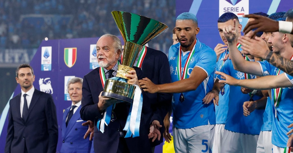 Il_Napoli_ha_incassato_550_mil
