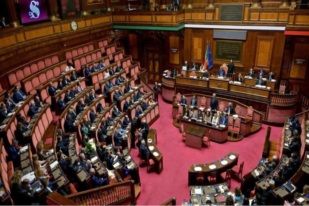 Il_centrodestra_spinge_per_pre