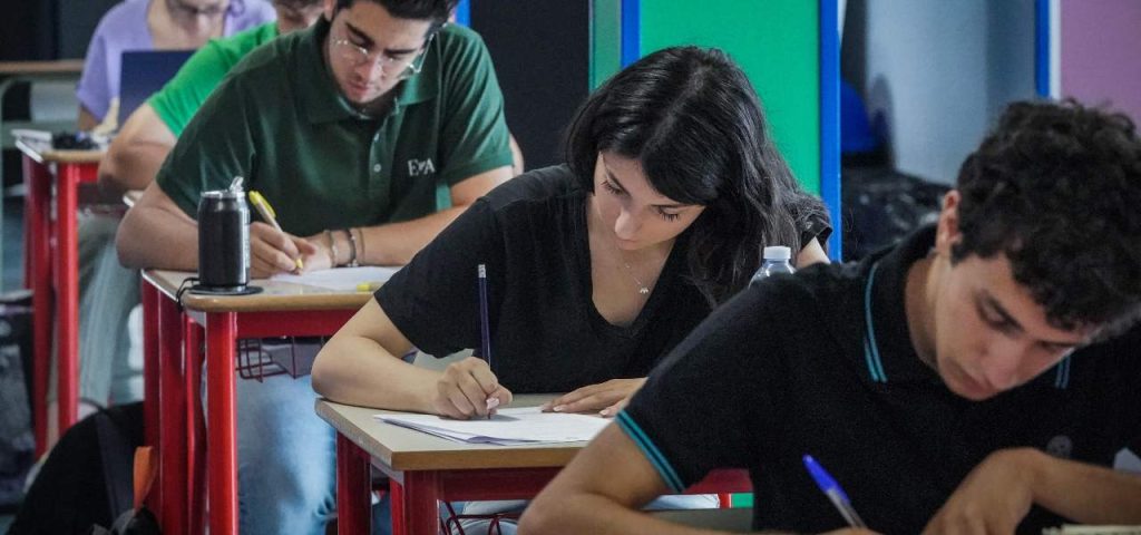 Il_lavoro_nella_scuola_tra_rap
