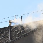 Il nuovo papa leone XIV eletto nel conclave 2025 annuncia la benedizione urbi et orbi in diretta mondiale
