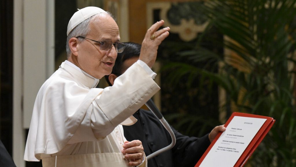 Il_papa_invita_a_un_anno_giubi