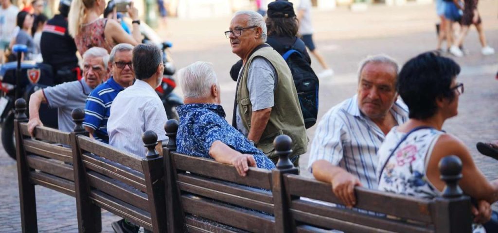 Il_rapporto_istat_2025_sotto_l
