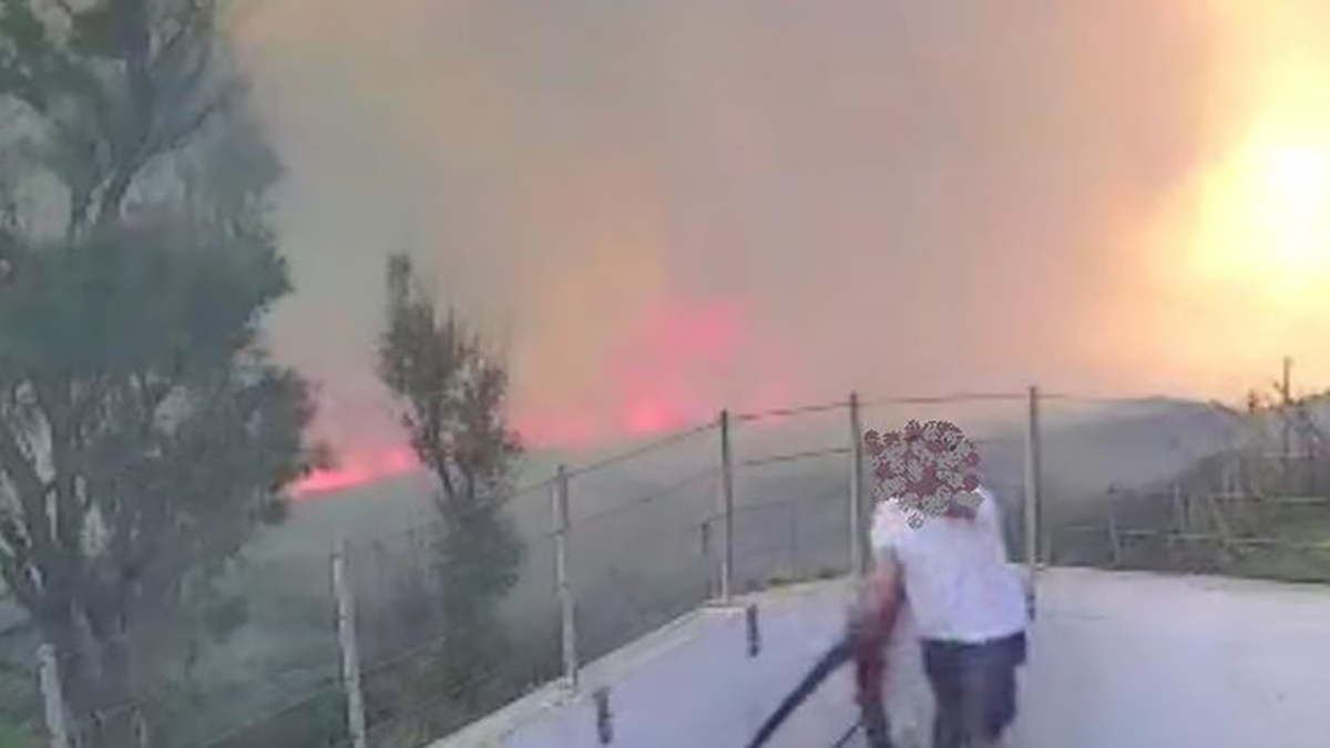 Incendio_devastante_in_una_loc
