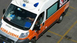 Incidente_con_pi%C3%B9_auto_sulla_s