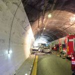 Incidente con sei mezzi nella galleria aprosio lungo l’a10 a vallecrosia: traffico bloccato e feriti trasferiti in ospedale