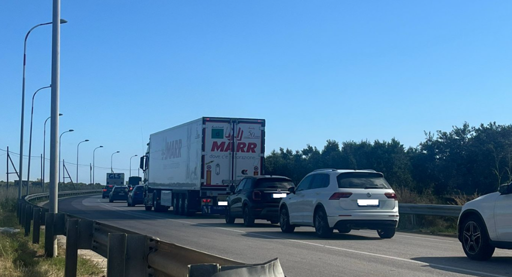 Incidente_sulla_sp21%3A_traffico
