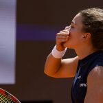 Jasmine paolini ai quarti degli internazionali: resistenza e tensione sul campo di roma