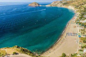L%E2%80%99isola_verde_a_due_passi_da_r