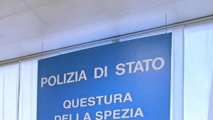 La_Spezia%2C_questura_chiede_a_c