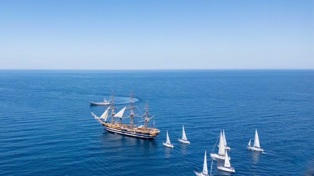 La_nave_scuola_amerigo_vespucc