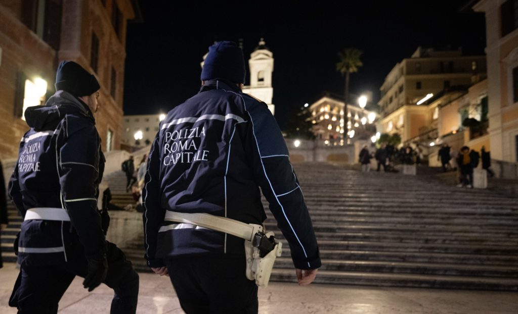 La_polizia_di_roma_capitale_in