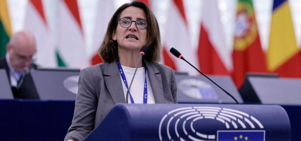 La_ue_valuta_di_utilizzare_i_r