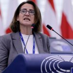 La ue valuta di utilizzare i risparmi dei cittadini per finanziare il green deal: le parole di Teresa Ribera e le implicazioni