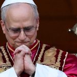 Lo sguardo dell’innominato e la chiesa cattolica alla prova delle sfide del nuovo papa leone xiv