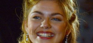 Louane_scelto_per_rappresentar