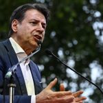 M5s modifica i limiti dei mandati elettivi e apre a nuove strategie politiche dopo l’assemblea del 2025