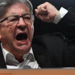 Mélenchon rilancia la sfida politica in Francia: tra critica al capitalismo e nuove rivoluzioni sociali