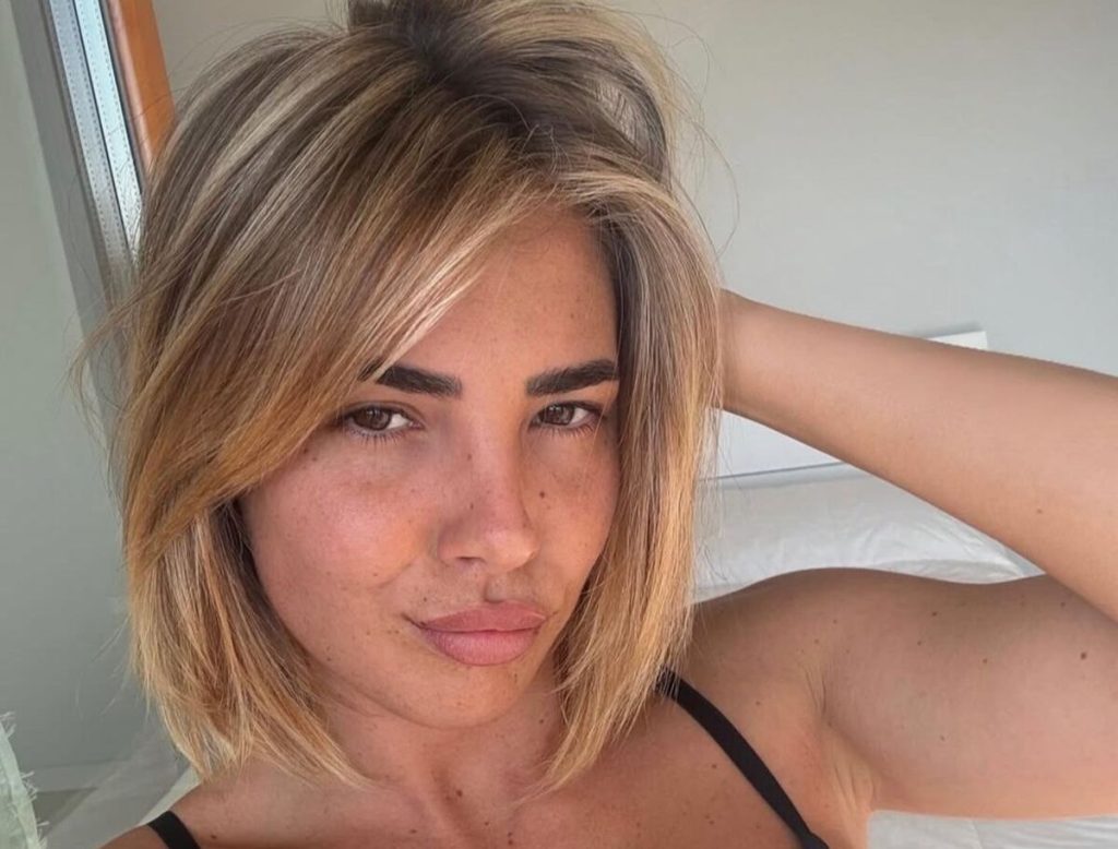 Martina_de_Ioannon_risponde_co